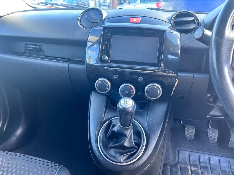 MAZDA MAZDA2