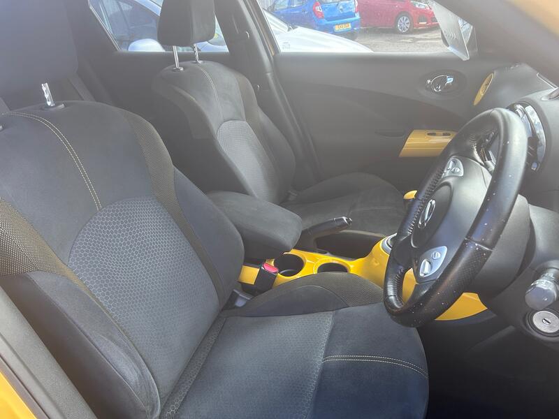NISSAN JUKE