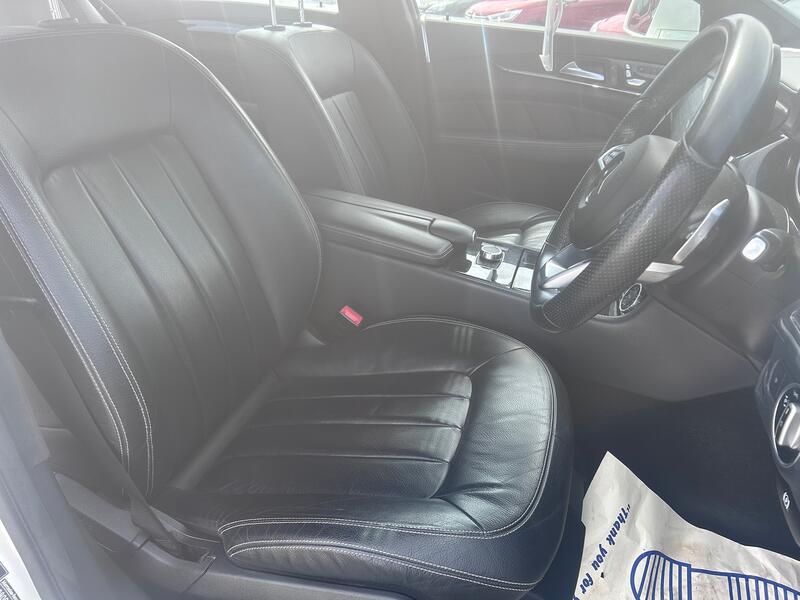 MERCEDES-BENZ CLS