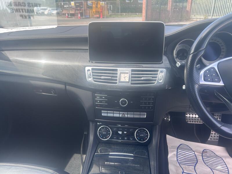 MERCEDES-BENZ CLS