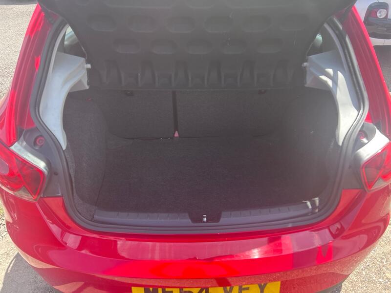 SEAT IBIZA