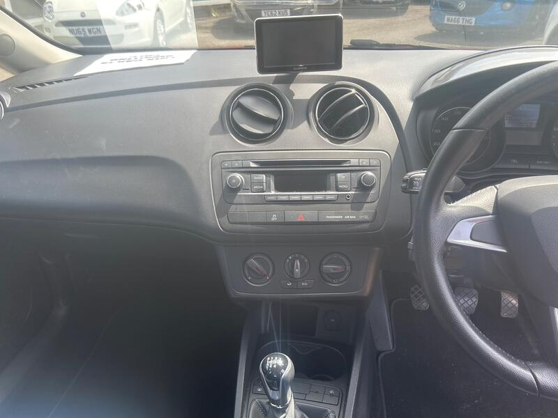 SEAT IBIZA