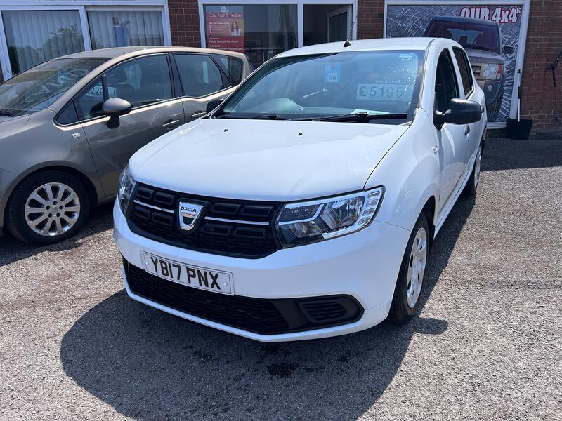 DACIA SANDERO