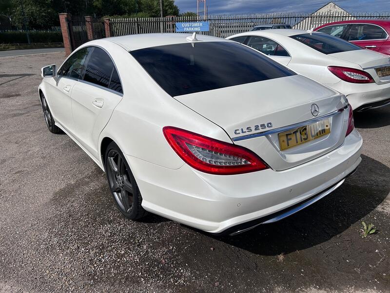 MERCEDES-BENZ CLS