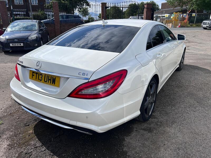 MERCEDES-BENZ CLS