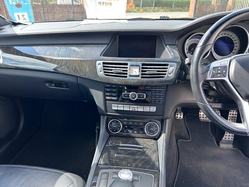 MERCEDES-BENZ CLS