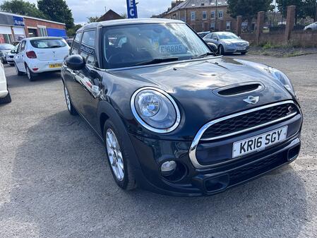 MINI HATCH 2.0 5-Door Hatch Cooper SD